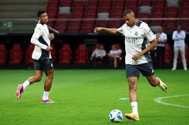 困难依旧存 困难依旧存